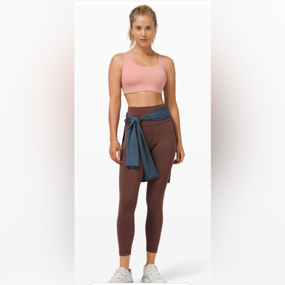 Lululemon All Powered Up Bra *Medium Support, 
Pink Pastel